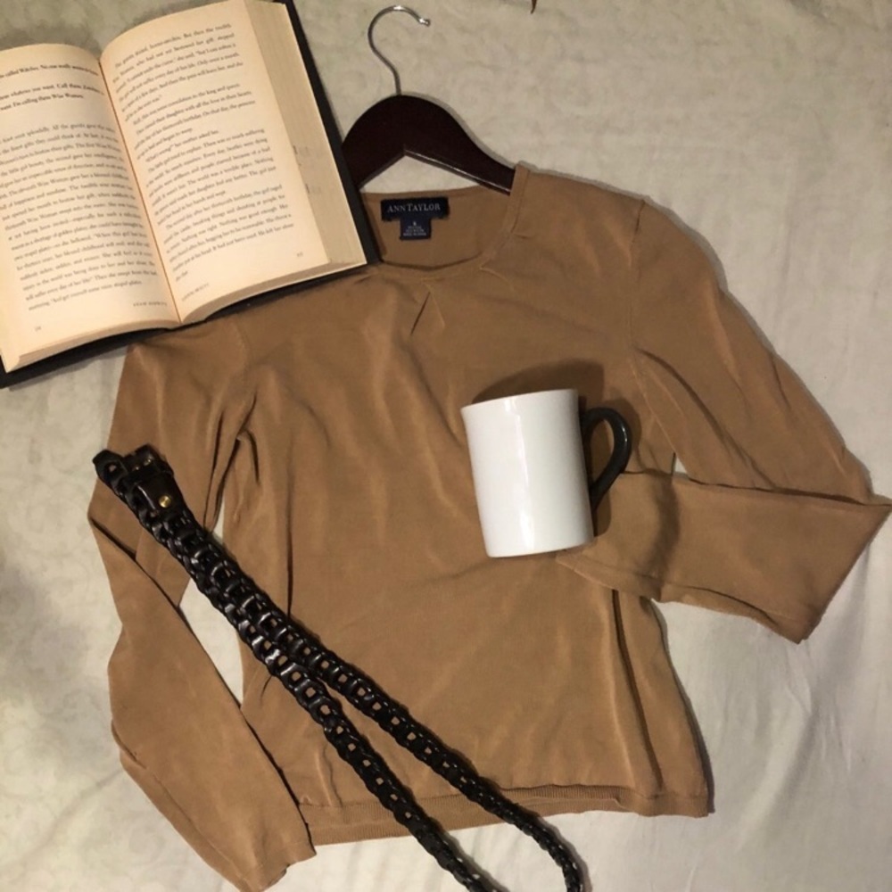 Ann Taylor small long sleeved top, tan